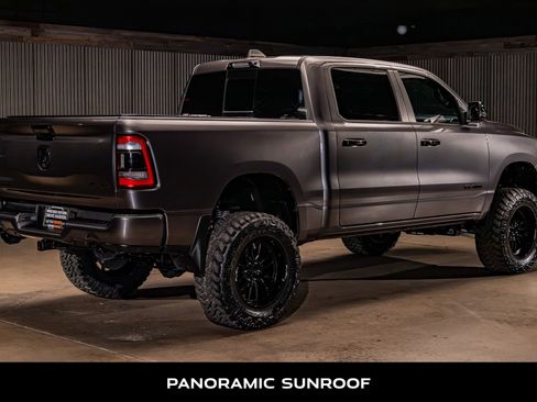 Used 2024 RAM 1500 Laramie AWD/4WD image 10