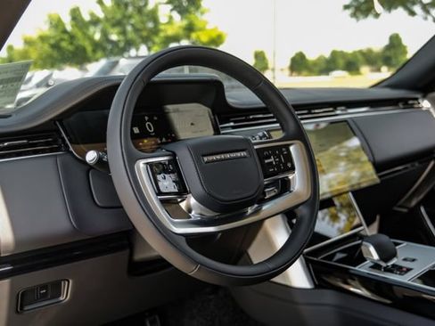 New 2026 Land Rover Range Rover SE AWD/4WD image 18