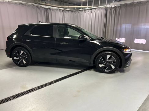 Used 2026 Hyundai Ioniq 5 SEL AWD/4WD image 8