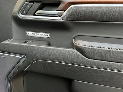 Used 2024 GMC Sierra 1500 Denali image 20