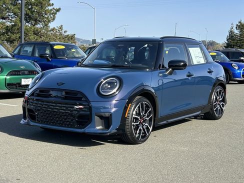 New 2026 MINI Cooper S image 1