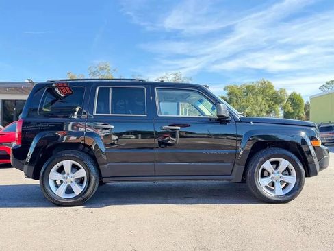 Used 2014 Jeep Patriot Sport w/ Southwest Package image 8