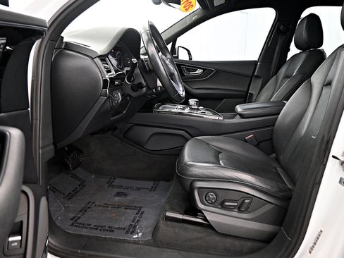 Used 2017 Audi Q7 2.0T Premium Plus w/ Premium Plus Package image 4