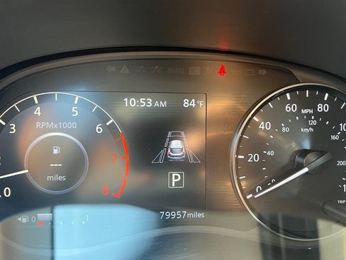 Used 2021 Nissan Kicks SV FWD image 29