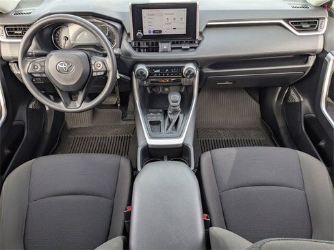 Used 2023 Toyota RAV4 LE image 15