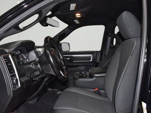 Used 2022 RAM 1500 Warlock AWD/4WD image 28