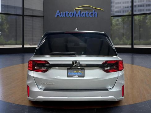 Used 2025 Honda Odyssey EX-L image 9