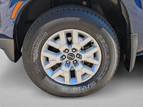 Used 2022 Nissan Frontier SV image 23