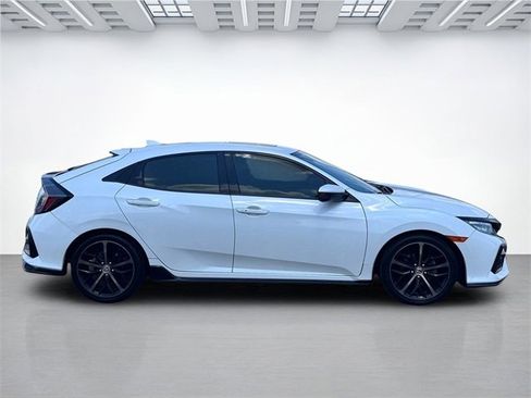 Used 2020 Honda Civic Sport Touring image 4