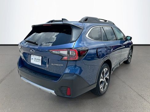 Used 2022 Subaru Outback Limited AWD/4WD image 7