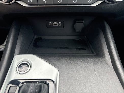 Used 2025 Nissan Altima 2.5 SV image 22