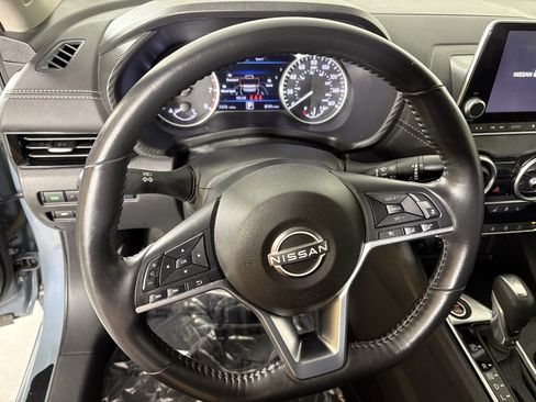 Used 2024 Nissan Sentra SV w/ All-Weather Package image 17