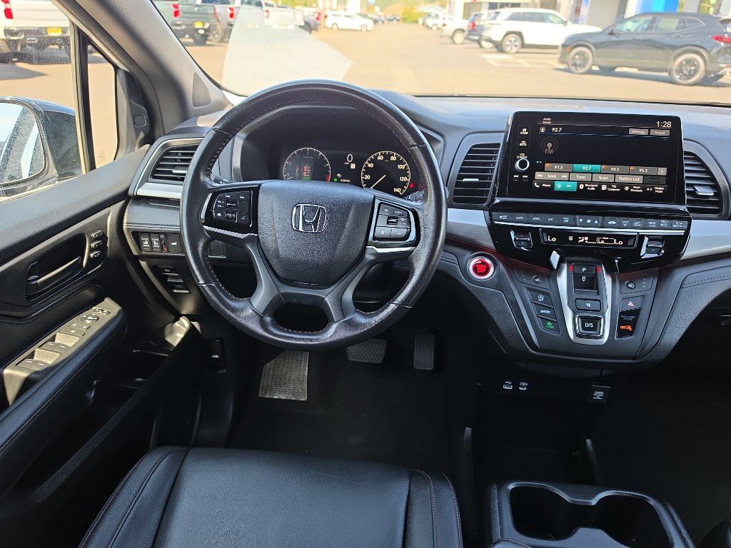 Used 2025 Honda Odyssey Sport-L image 24