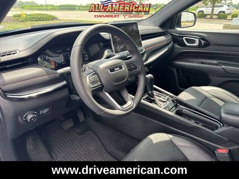 Used 2023 Jeep Compass Trailhawk image 10