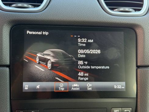 Used 2025 Porsche 718 Cayman RWD image 21