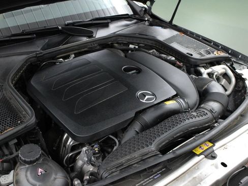 Used 2019 Mercedes-Benz C 300 Sedan image 43