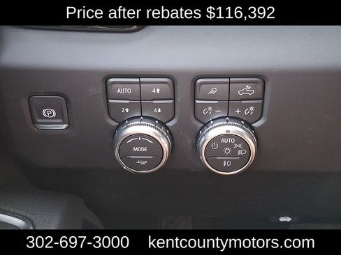 New 2026 GMC Sierra 2500 Denali w/ Denali Reserve Package AWD/4WD image 23