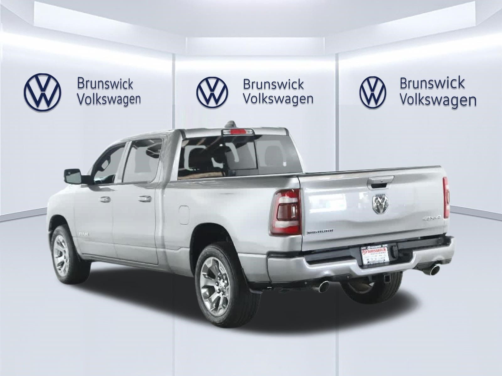 Used 2024 RAM 1500 Big Horn AWD/4WD image 41