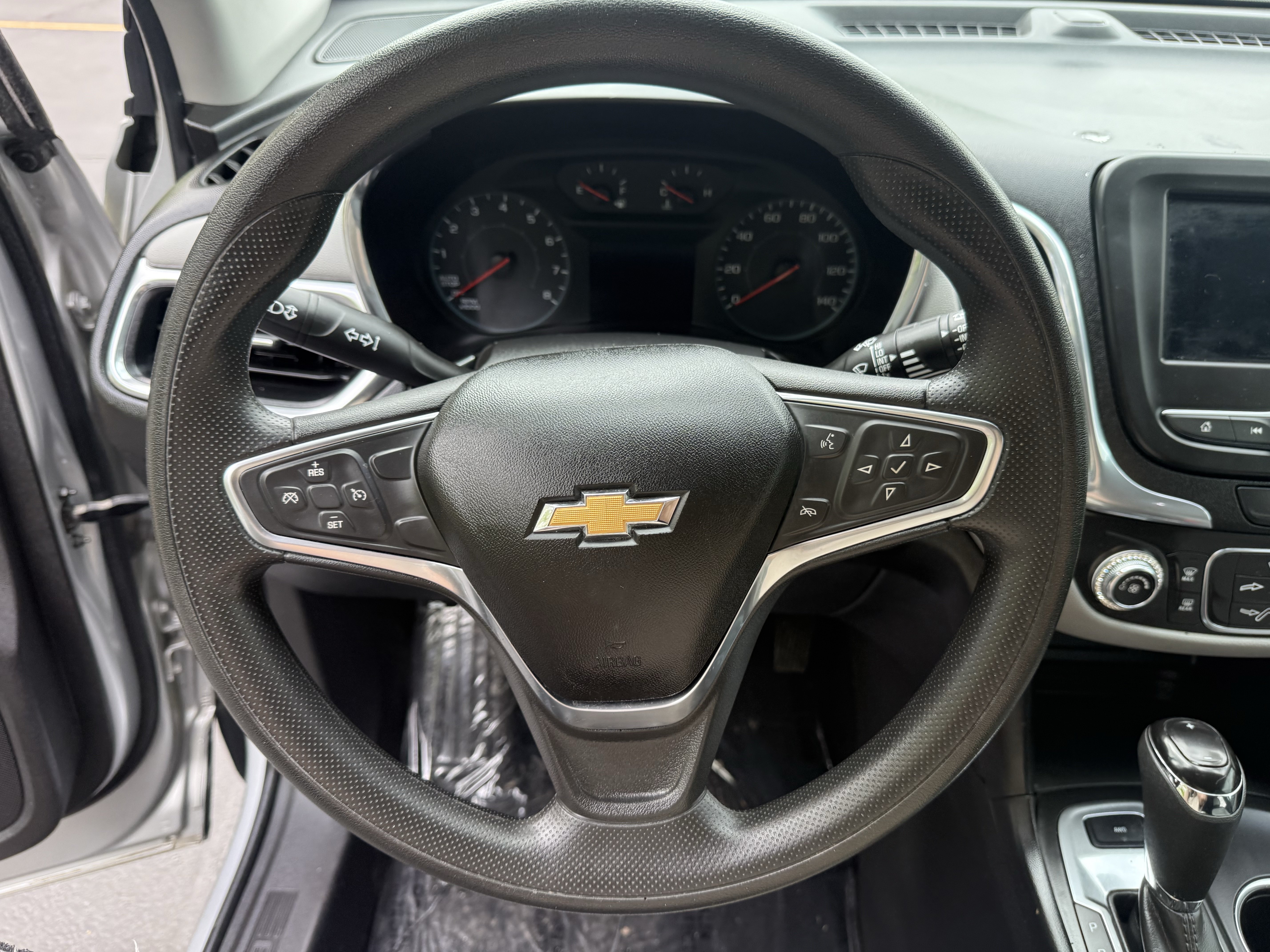 Used 2019 Chevrolet Equinox LS AWD/4WD image 14