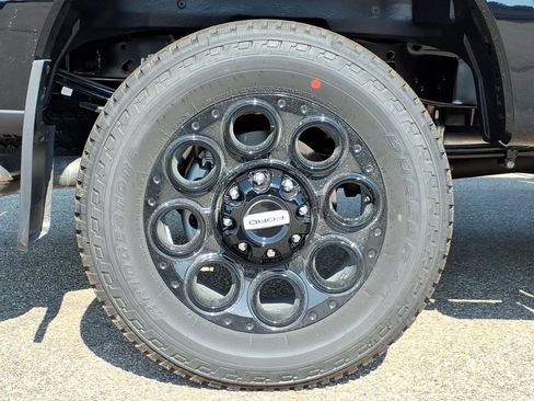 New 2026 Ford F250 XLT w/ XLT Premium Package AWD/4WD image 10