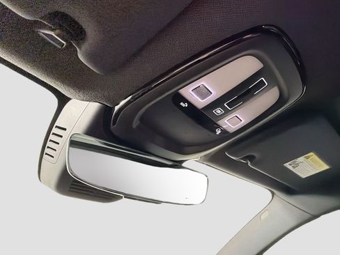 Certified 2023 Volvo XC40 Recharge Ultimate AWD/4WD image 20