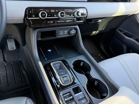 Certified 2025 Honda Pilot EX-L image 27