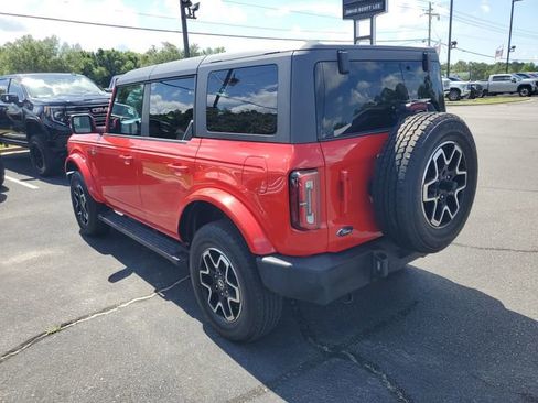 Used 2023 Ford Bronco Outer Banks AWD/4WD image 3