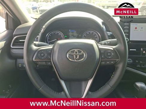 Used 2022 Toyota Camry SE w/ Convenience Package image 19