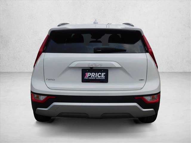 Used 2025 Kia Niro LX FWD image 12