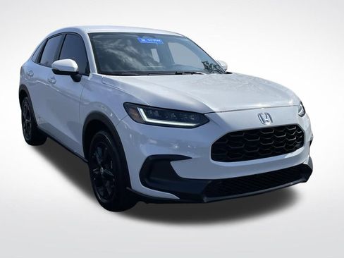 Certified 2025 Honda HR-V LX image 8