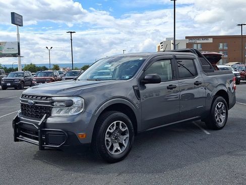 Certified 2022 Ford Maverick XLT w/ Equipment Group 300A Standard AWD/4WD image 3