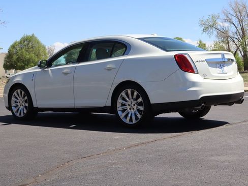 Used 2012 Lincoln MKS AWD image 7