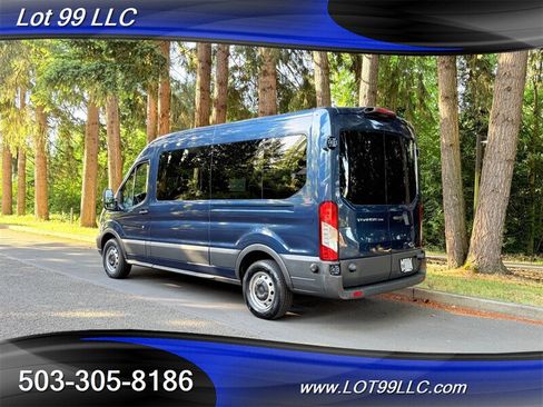 Used 2018 Ford Transit 250 148 Medium Roof RWD image 19