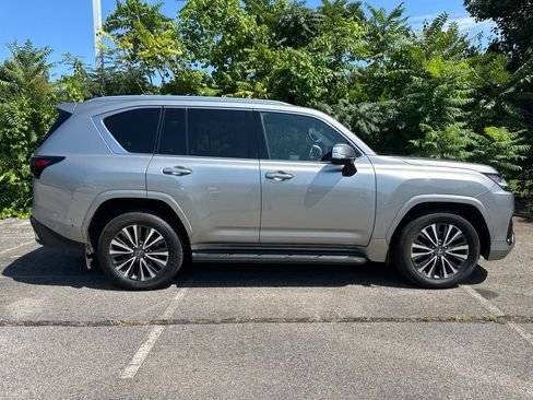 Used 2023 Lexus LX 600 4WD w/ Interior Upgrade Package image 2