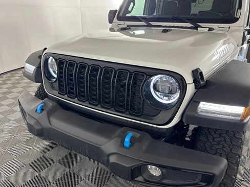 Certified 2024 Jeep Wrangler Unlimited AWD/4WD image 46