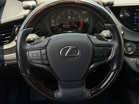 Used 2018 Lexus LS 500 w/ Luxury Package RWD image 13