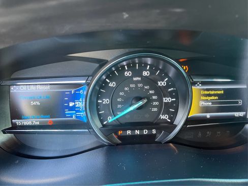 Used 2016 Ford Explorer XLT w/ Equipment Group 202A AWD/4WD image 15