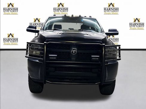 Used 2017 RAM 2500 Tradesman w/ Chrome Appearance Group AWD/4WD image 2