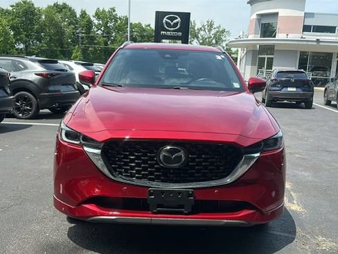 Used 2023 MAZDA CX-5 Signature AWD/4WD image 2