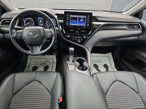 Used 2023 Toyota Camry SE image 21