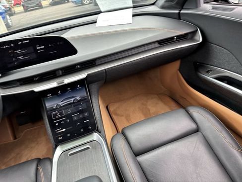 Used 2023 Lucid Air Touring AWD/4WD image 16