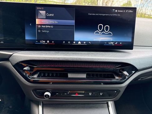 Used 2025 BMW 430i Convertible w/ Premium Package image 18