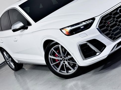 Used 2023 Audi SQ5 Prestige w/ Prestige Package image 4