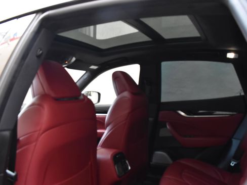 Used 2021 Maserati Levante S GranSport image 23