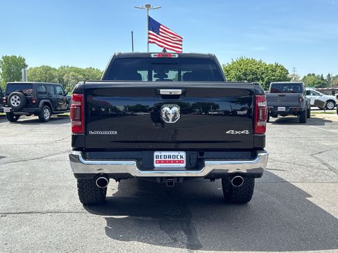 Used 2019 RAM 1500 Laramie AWD/4WD image 7