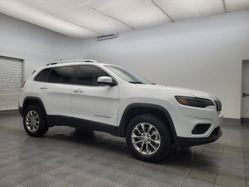 Used 2021 Jeep Cherokee Latitude Lux w/ Comfort/Convenience Group image 11