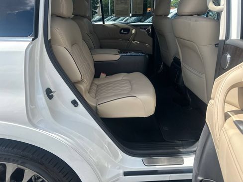 Used 2024 Nissan Armada Platinum w/ Captain's Chairs Package RWD image 13
