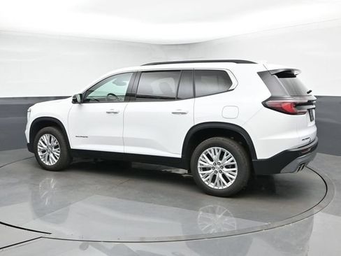 Used 2024 GMC Acadia Elevation FWD image 7
