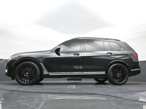 Used 2022 BMW X7 xDrive40i w/ Executive Package AWD/4WD image 26