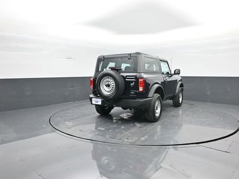 New 2026 Ford Bronco Base image 7